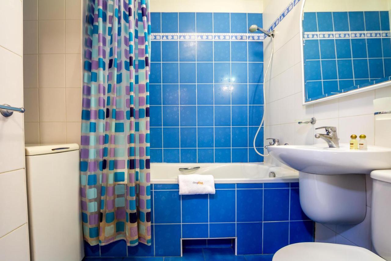 Apartment On Triokhsviatytelska Kiev Ngoại thất bức ảnh