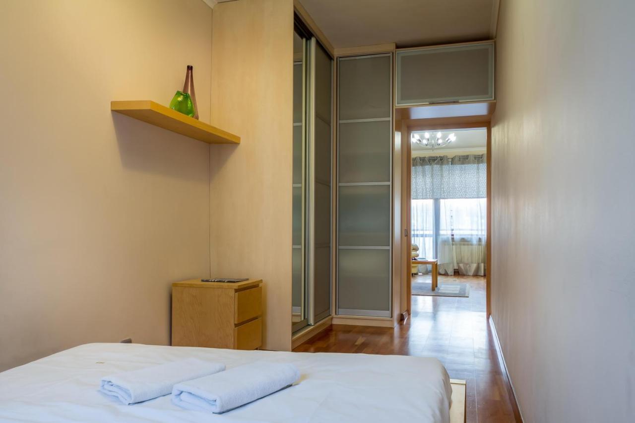 Apartment On Triokhsviatytelska Kiev Ngoại thất bức ảnh